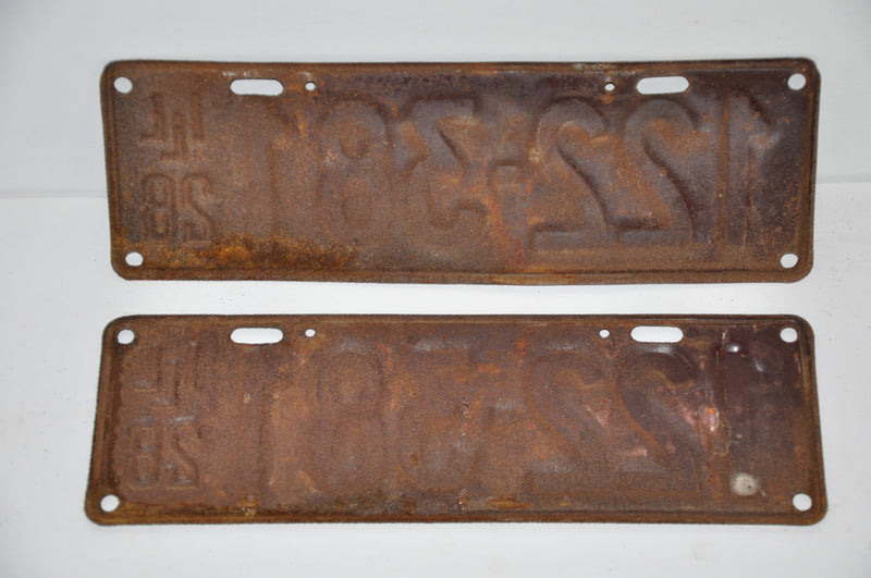 1928 Illinois License Plate Pair #122-381 Passenger Car Original Tag YOM Rat Rod   - TvMovieCards.com