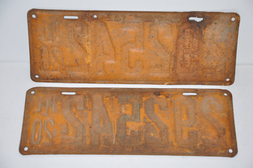 1920 Illinois License Plate Pair #292542 Passenger Car Original Tag YOM Rat Rod   - TvMovieCards.com
