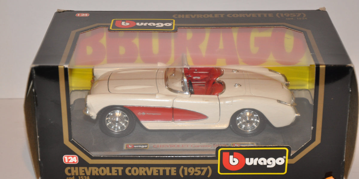 Bburago 1:18 - 2 - Model car - Chevrolet Corvette - 1957 - Catawiki