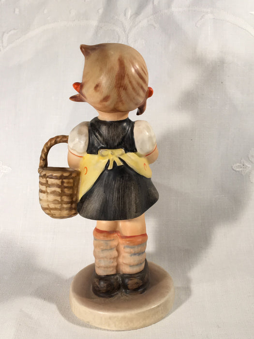 Goebel Hummel Figurine TMK3 #98/0 "Sister" (Girl with Basket) 5.5" Tall   - TvMovieCards.com