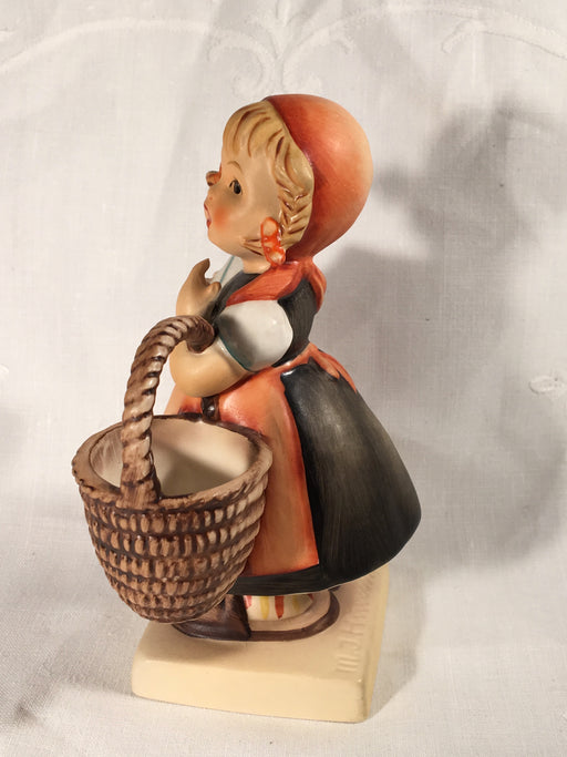 Goebel Hummel Figurine TMK5 #13/0 "Meditation" 5.25" Tall   - TvMovieCards.com
