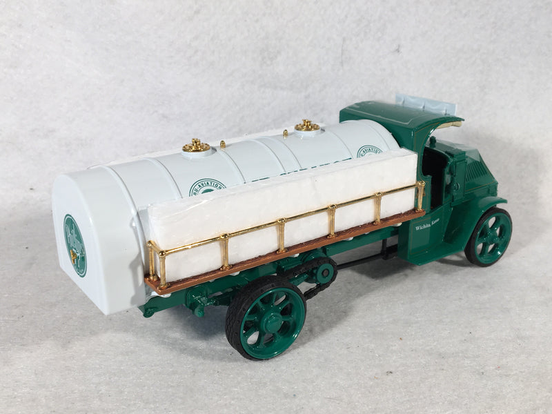 1st First Gear 1/34 Phillips 77 Aviation Mack AC Tanker Truck - 19-2941   - TvMovieCards.com