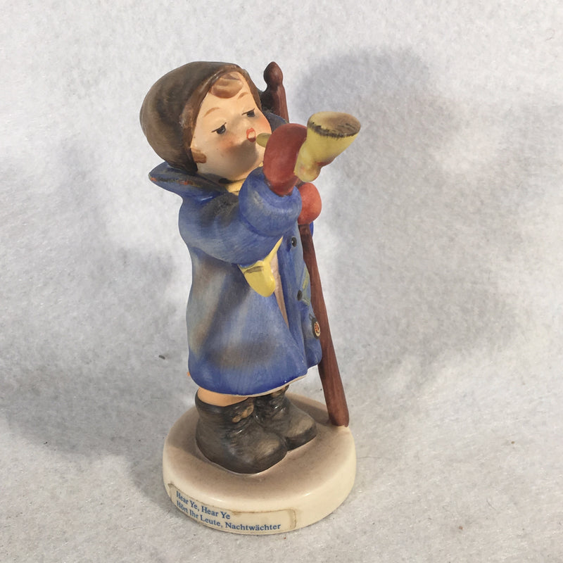 Goebel Hummel Figurine # 15 2/0 "Hear Ye, Hear Ye" TMK6 4" Tall   - TvMovieCards.com