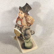 Goebel Hummel Figurine TMK7 #130 "Duet" Final Issue" 5"   - TvMovieCards.com