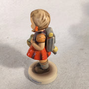 Goebel Hummel Figurine # 81 2/0 "School Girl" TMK7 Master Painter Signed 4"   - TvMovieCards.com