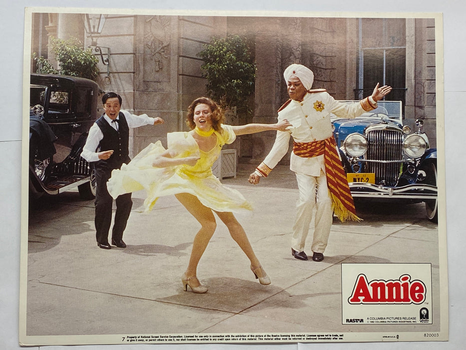 1982 Annie #7 Lobby Card 11 x 14 Aileen Quinn Albert Finney Carol Burnett   - TvMovieCards.com
