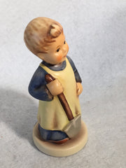 Goebel Hummel Figurine # 727 "Garden Treasures" TMK7 3 5/8"   - TvMovieCards.com