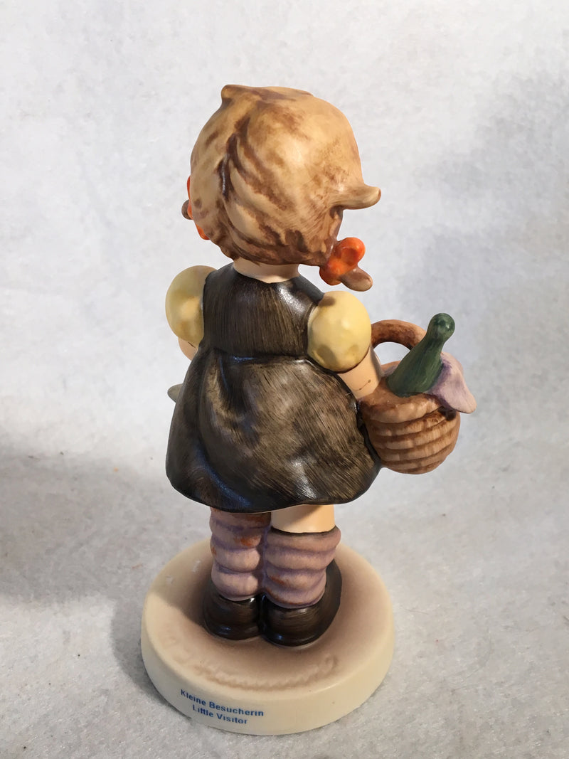 Goebel Hummel Figurine #563 "Little Visitor" TMK7 5 1/8"   - TvMovieCards.com