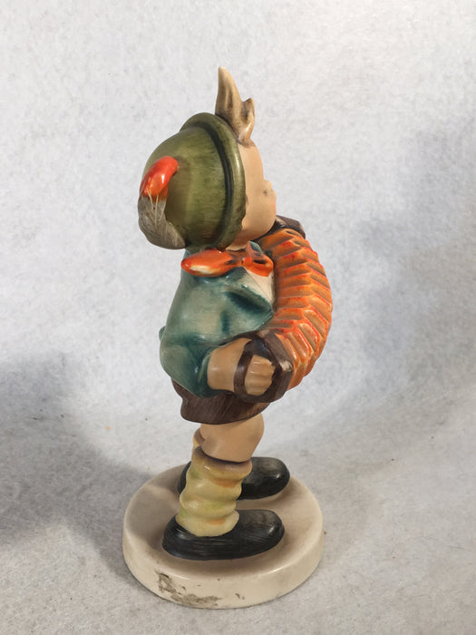 Goebel Hummel Figurine #185 "Accordion Boy" TMK5 5 1/2"   - TvMovieCards.com