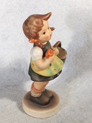 Goebel Hummel Figurine #98 2/0 "Sister" TMK6 4 3/4"   - TvMovieCards.com