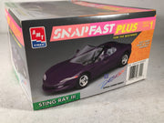Amt / Ertl 1/25 Chevrolet Corvette Sting Ray III Snap Fast Model 8309   - TvMovieCards.com