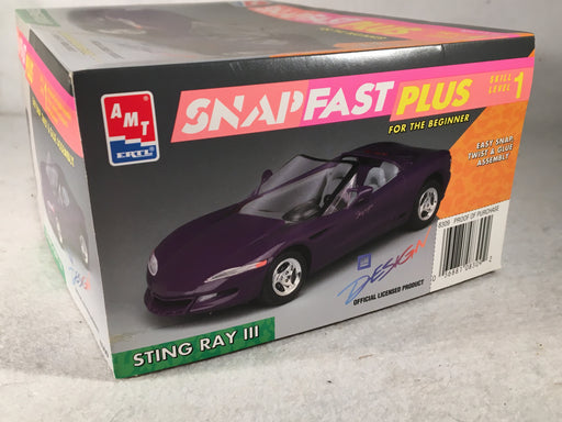 Amt / Ertl 1/25 Chevrolet Corvette Sting Ray III Snap Fast Model 8309   - TvMovieCards.com