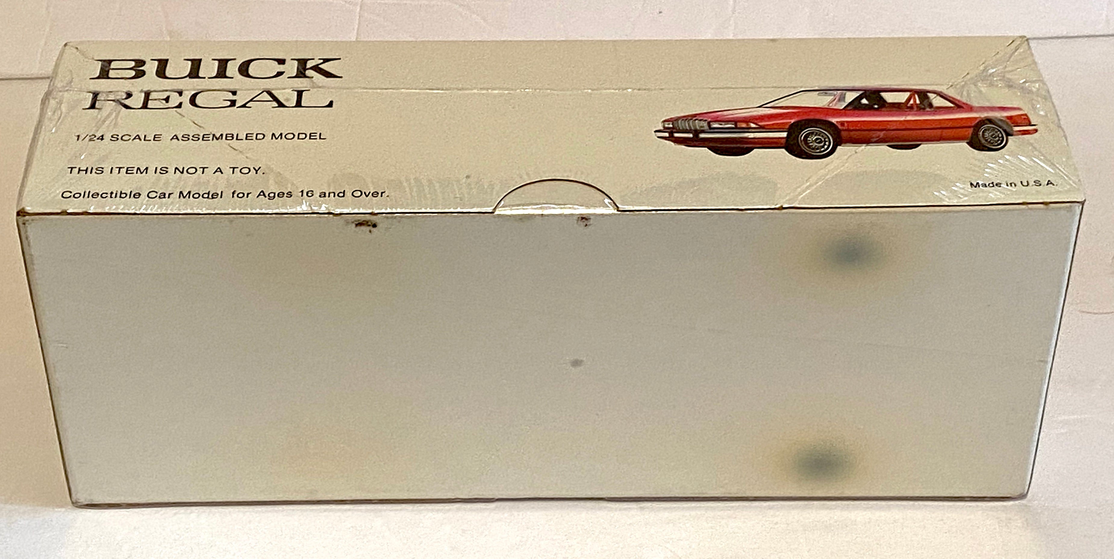 1988 Buick Regal 2 Door Coupe Dealer Promo 1/24 Scale Plastic