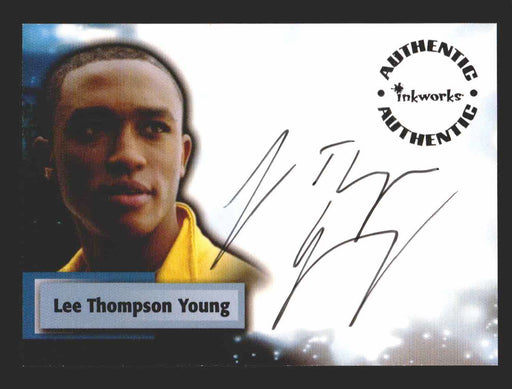 Smallville Season Five Lee Thompson Young as Victor Stone A38 Autograph Card   - TvMovieCards.com