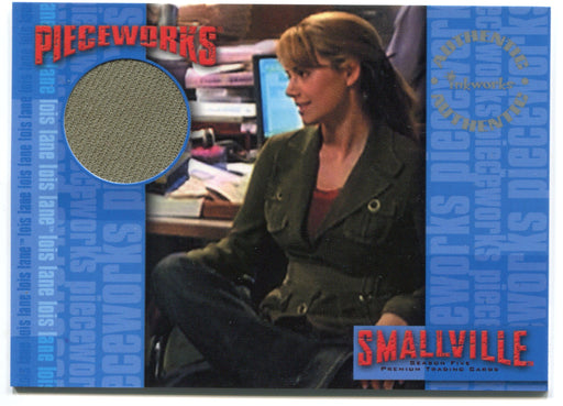 Smallville Season Five Erica Durance as Lois Lane Pieceworks Costume Card PW5   - TvMovieCards.com