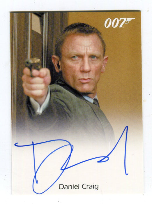 James Bond Archives 2014 Edition Daniel Craig Autograph Card   - TvMovieCards.com