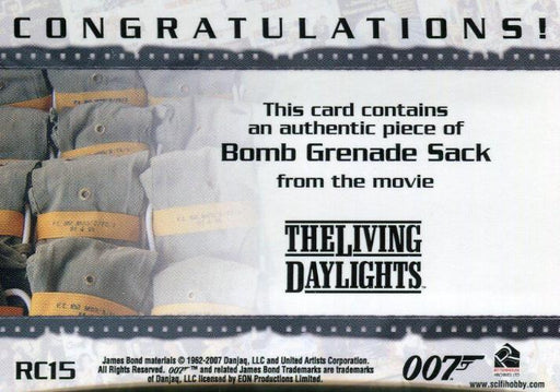 James Bond Complete Bomb Grenade Sack Green Swatch Relic Card RC15 (#2)   - TvMovieCards.com