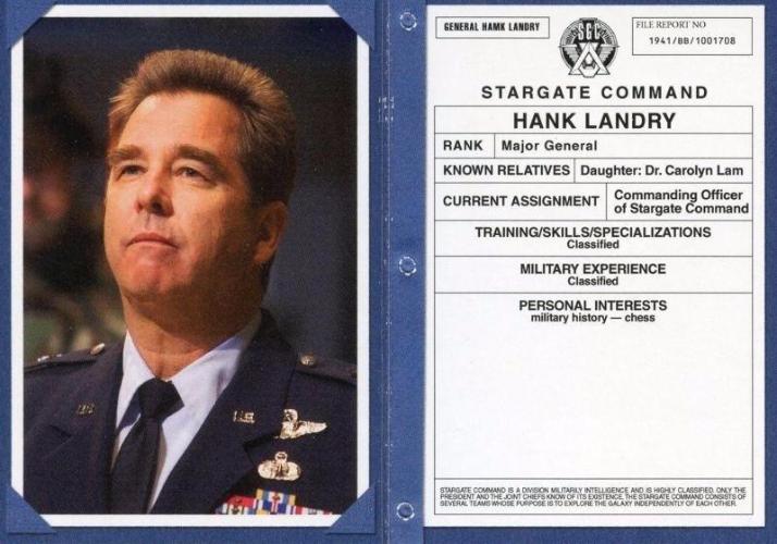 Stargate SG-1 Season Eight Personnel Files Chase Card PF8   - TvMovieCards.com